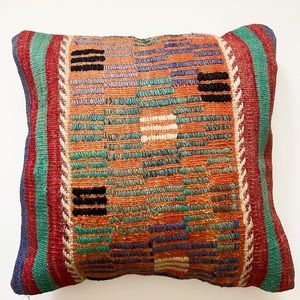 RUG DESIGN PILLOW COVERS